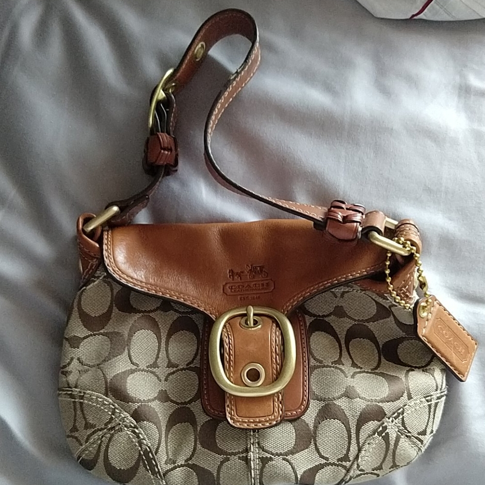 Coach Signature Purse